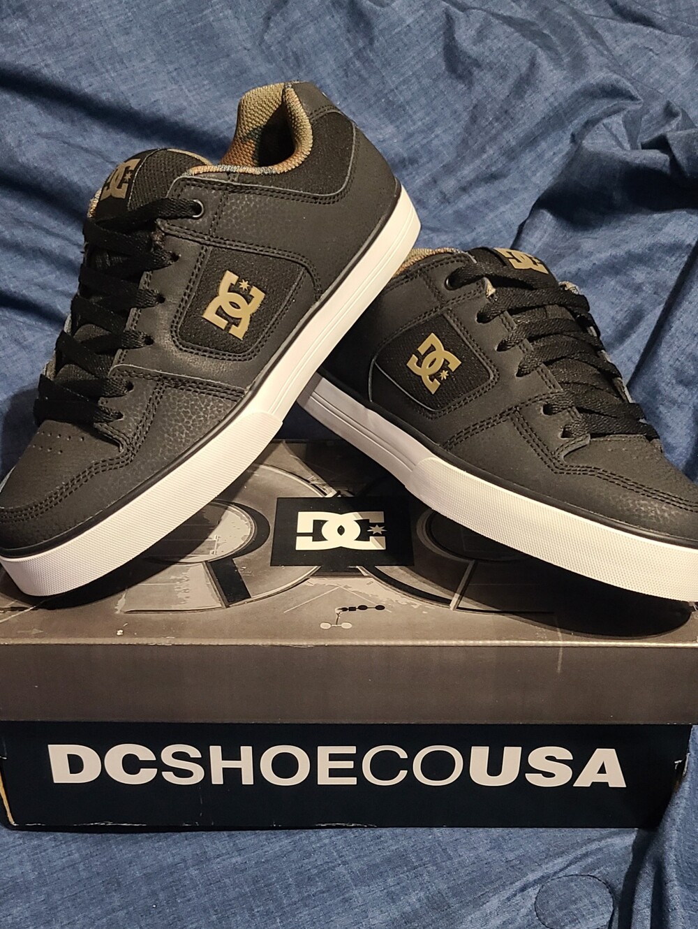 DC Pure Low "Black & Camo" New In Box! Mens 9.5/Womens 11